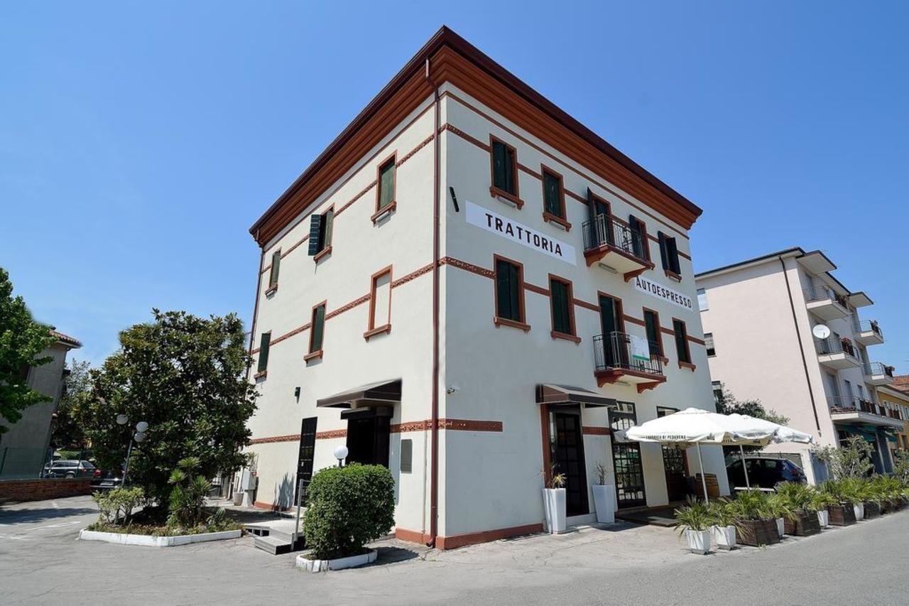 Autoespresso Venice - Atika & Atif 3*
