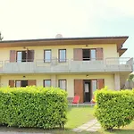 Nice Holiday Apartment Near Lazise