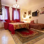 Valentina'S Home
