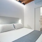 Teatro Romano Easy Suites