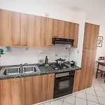 Apartment In Rosolina Mare 25066