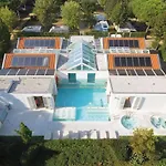Den Caravan Union Lido