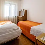 Appartamenti Cottrer - Ottima Posizione Adatto A Famiglie - Good Location
