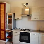 Cosy Apartment In Romano D'Ezzelino With Private Garden