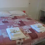 Affitta Camere Casa Vittoria