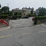 Appartamento A Peschiera Del Garda Con Piscina