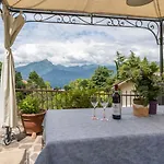 Ferienwohnung In San Zeno Mit Schoenem Seeblick