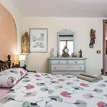Ferienwohnung In San Zeno Mit Schoenem Seeblick