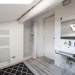Stunning Top Floor Flat In The Heart Of Verona