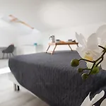 Casa Viola - Regarda Travel