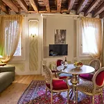 Sant'Angelo - Fenice Apartments In Venice