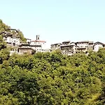 Incino Mountain Home