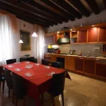 Ve.N.I.Ce. Cera Casa Del Sol