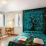 Santi Apostoli Home By Halldis