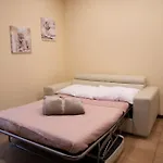 Free Parking, Netflix & Wi-Fi In Verona