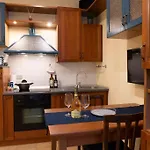 Free Parking, Netflix & Wi-Fi In Verona