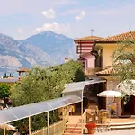 Locazione Turistica Casa Maria-1 By Interhome