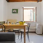 Appartamento Rione Carega - Affitti Brevi Italia