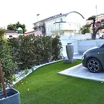 Iris Ar Holiday-Home
