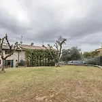 Apt Rustico