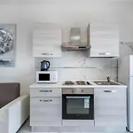 Planet Suite 404