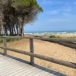 Malibu Apartments