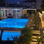 Green Park Hotel