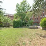 Erica Flat