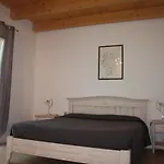 Elis' Rooms