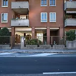 Cozzi Apartment