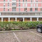 Cappella Degli Scrovegni Grey Apartment