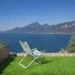 Villa Divina - Apt Prima Con Piscina E Vista Lago