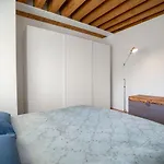 Mel House