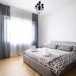 Elegant & Spacious - 30 Min From Venice - King Beds!