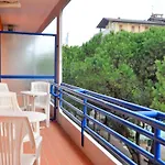 Nice Apartment With Terrace Next To The Sea