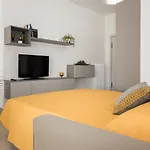Civico40 Luminoso Appartamento Con Balconi E Garage Privato