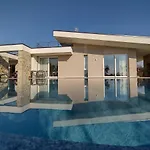 La Cortese By La Rondinella Apartments
