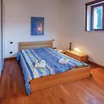 Stunning Home In Fumane -Vr- With Kitchen