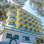 Costa Del Sol Family Apartments-Carraro Immobiliare Jesolo