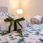 Gardaland Holiday Home*****