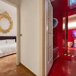 Billie'S Flat Red - Art & Design Apt In Verona Historic Centre