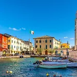L'Ago Di Garda And C'Era Una Volta Un Lago Pet Friendly Ac Apartments - Happy Rentals