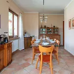 Family Home - Garda 3 Bedrooms Apartment