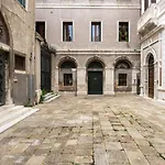 Palazzo Borgoloco