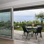 The Sunset Suite In Lazise 4