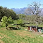 Panoramic Green Studio