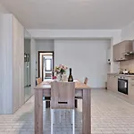 Venice Miramare Residence