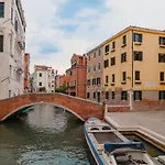 Canale View Apt - S. Agostino