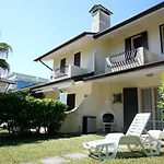 Precious Villa With Private Garden And Barbecue