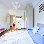 Venice City Residence - With Private Room & Bathroom, Ac & Tv